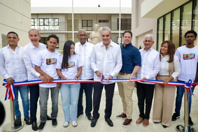ABINADER-INAUGURACION-COTUI-1024x683