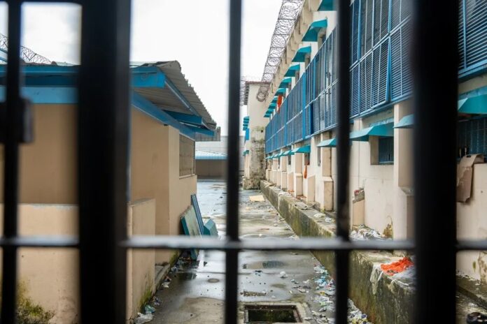 Encuentran-a-doce-presos-muertos-en-tres-carceles