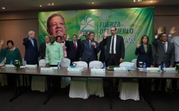 Fuerza del Pueblo juramenta su nueva Dirección Política y convoca marcha para el 30 de noviembre